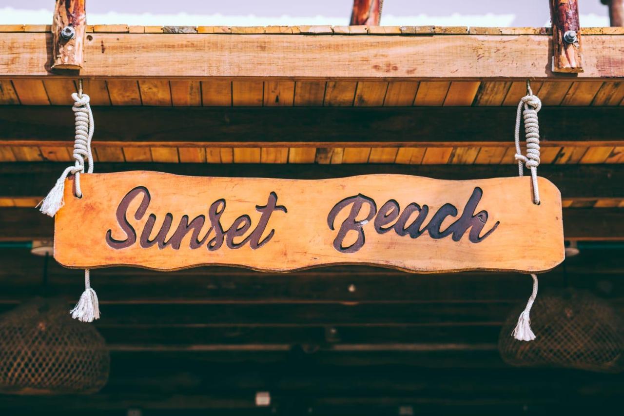 Sunset Beach Плая Бланка Екстериор снимка